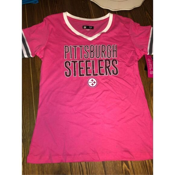 NFL Pittsburgh Steelers V-neck Short Sleeve Shirt  Pink Girls 14-16 NWT Barbie P - Picture 1 of 7